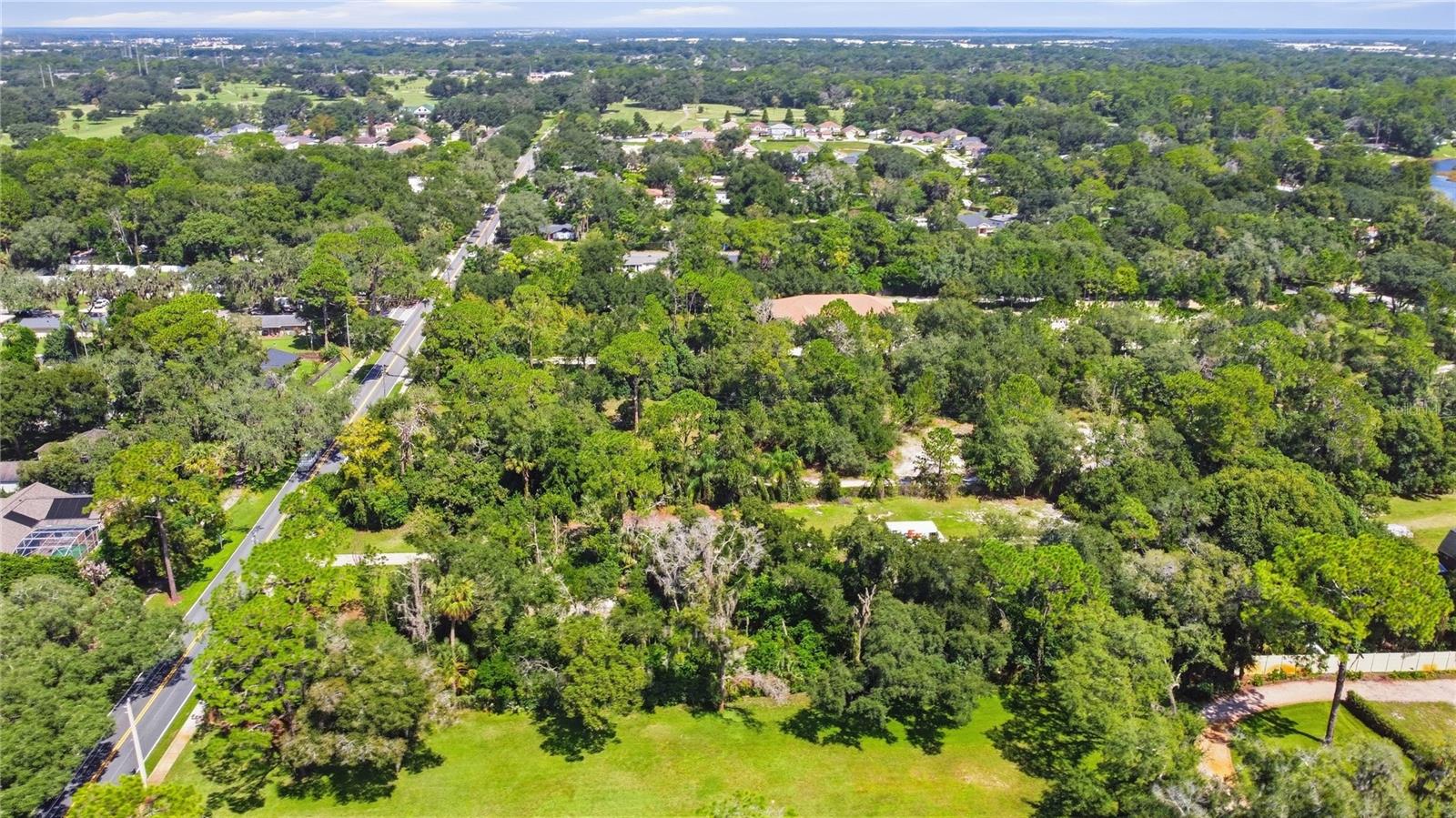 N COUNTRY CLUB RD — photo 4