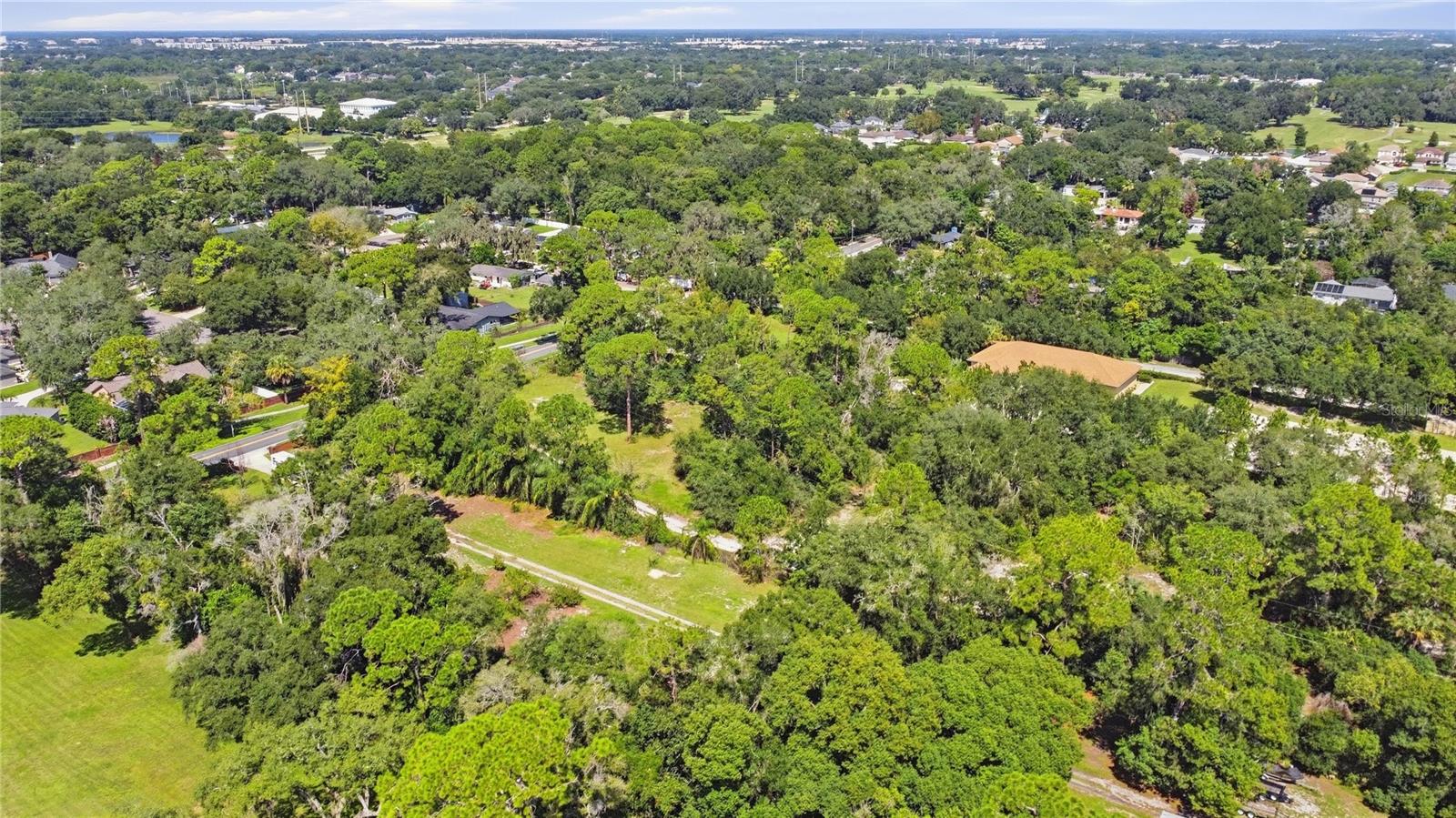 N COUNTRY CLUB RD — photo 5