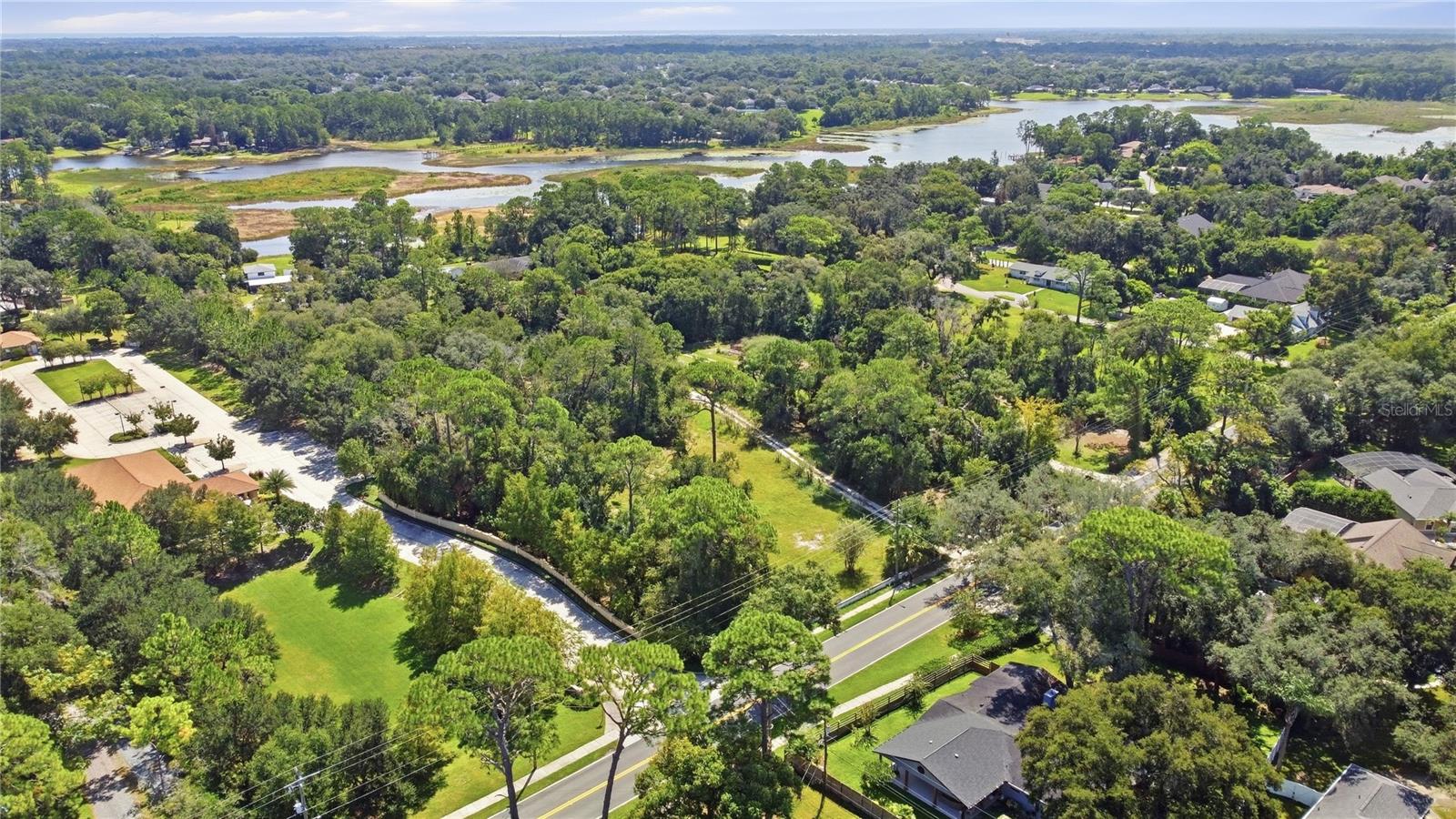 N COUNTRY CLUB RD — photo 10