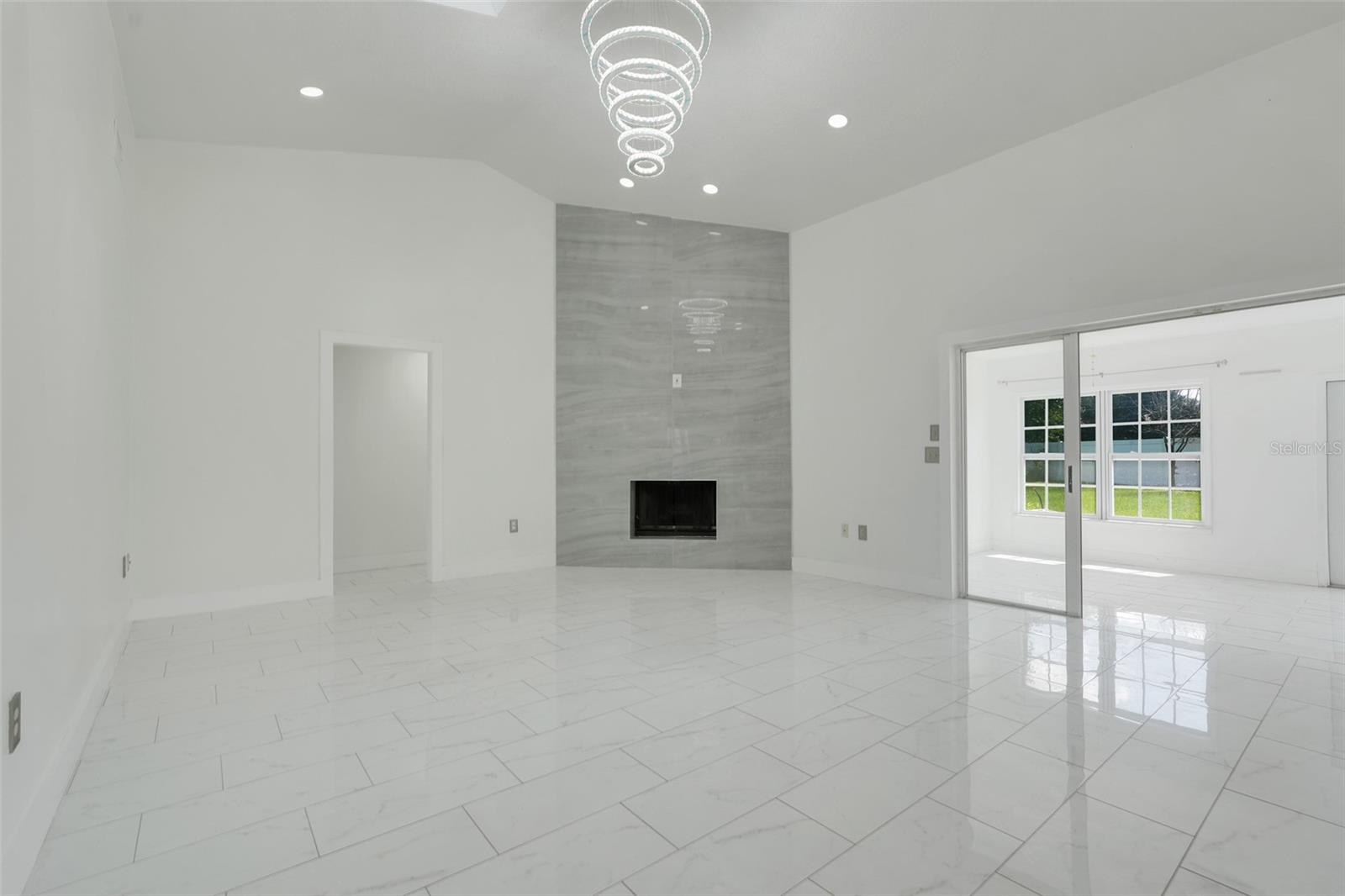 9106 GALLEON CT — photo 9