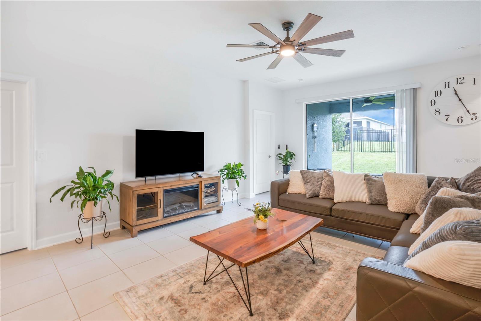 4716 WALTHAM FOREST DR — photo 6