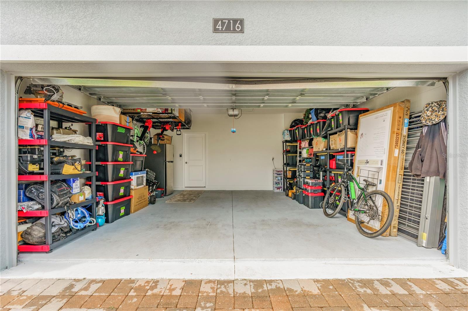 4716 WALTHAM FOREST DR — photo 8