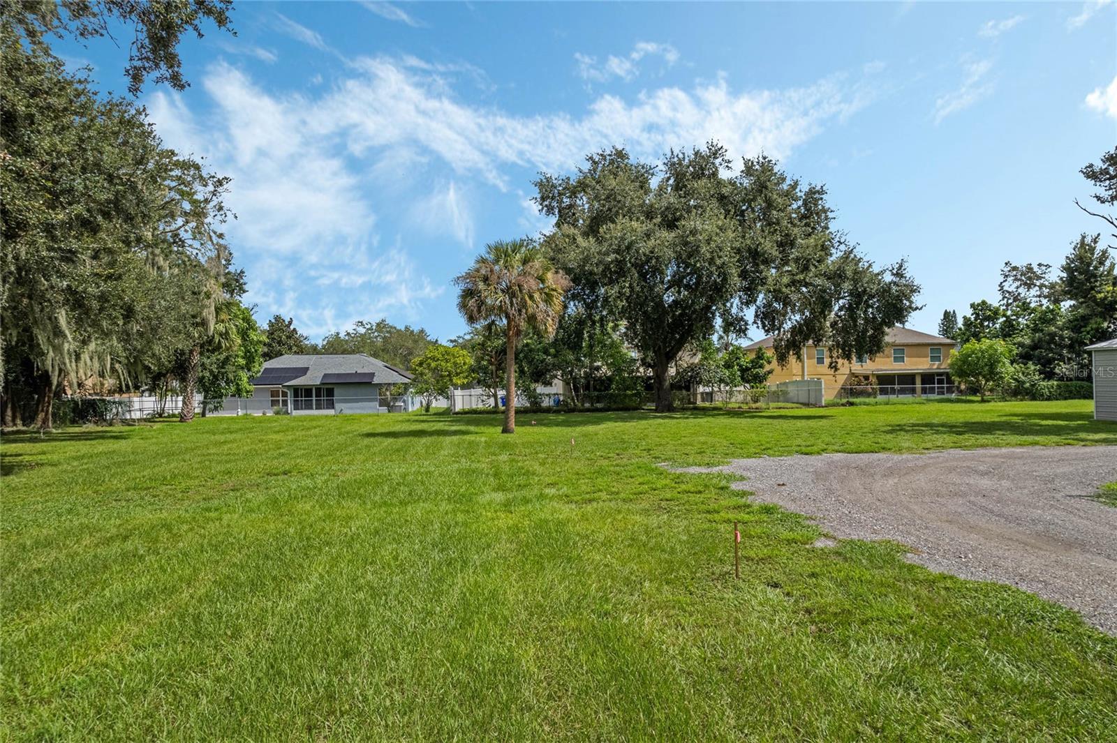 1669 MARKEL DR — photo 5