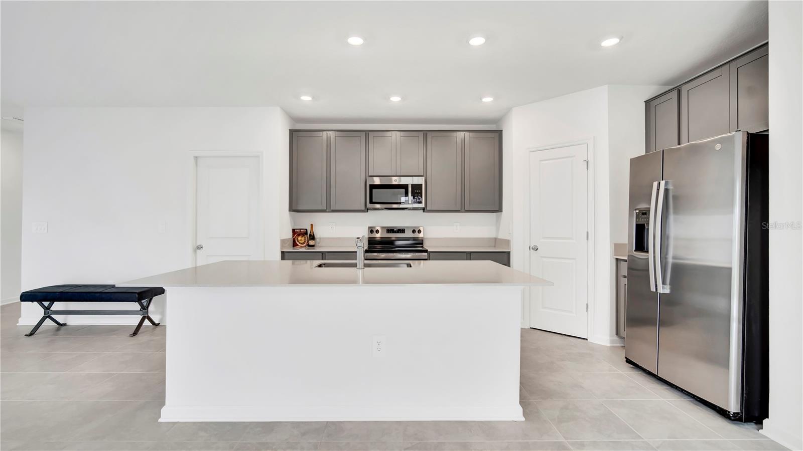 1713 WHITE WATER CT — photo 12