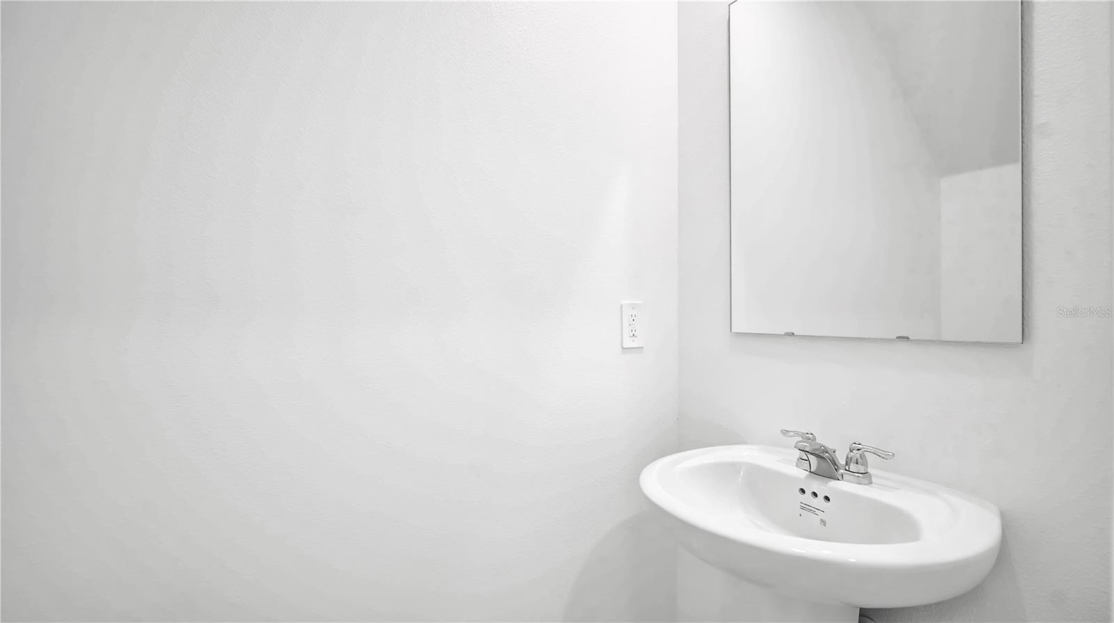 1713 WHITE WATER CT — photo 8