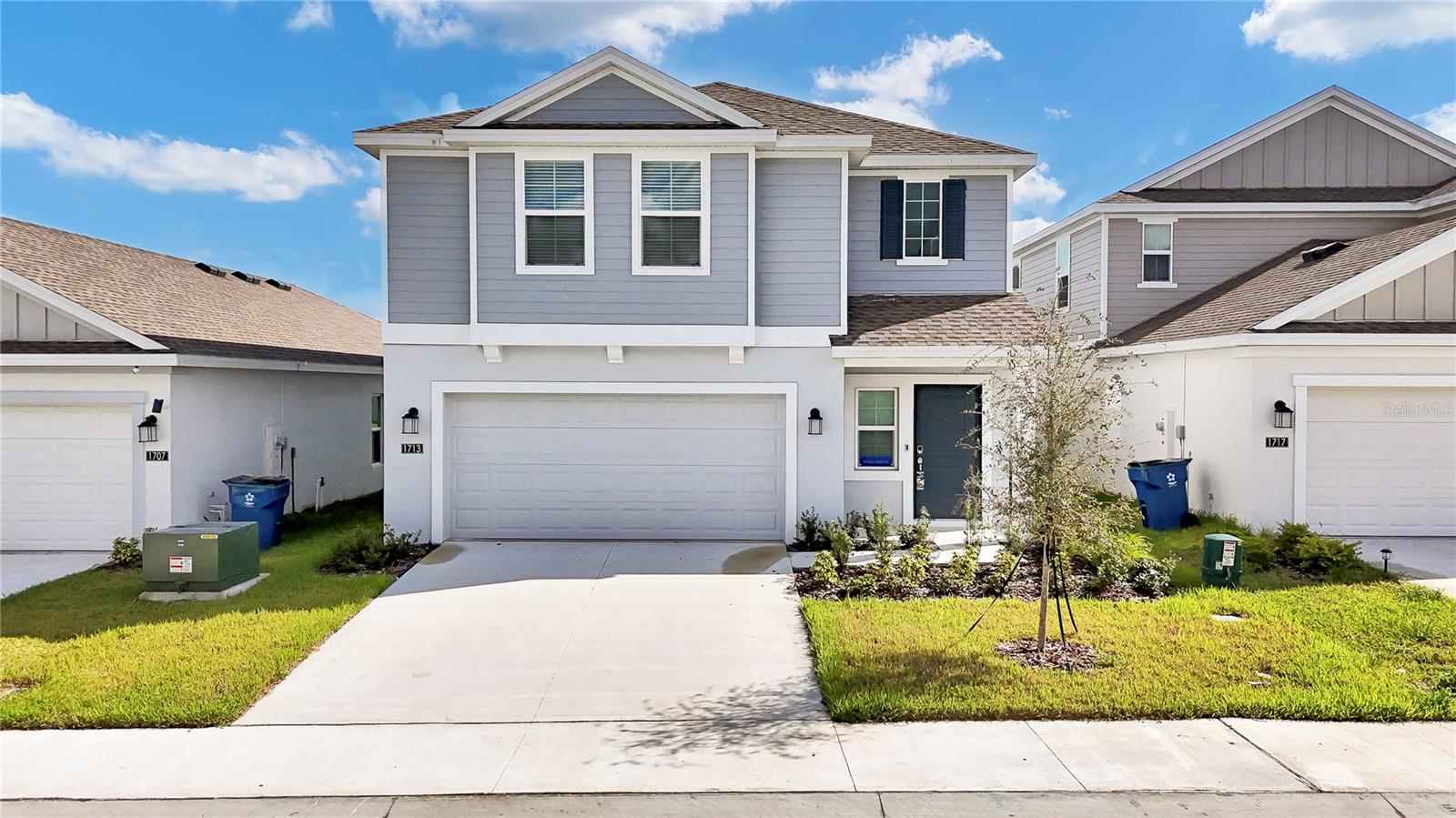 1713 WHITE WATER CT