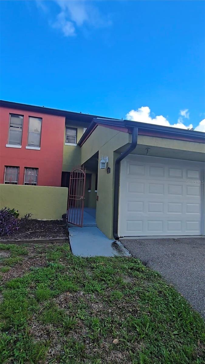 2101 HONOUR RD #2101