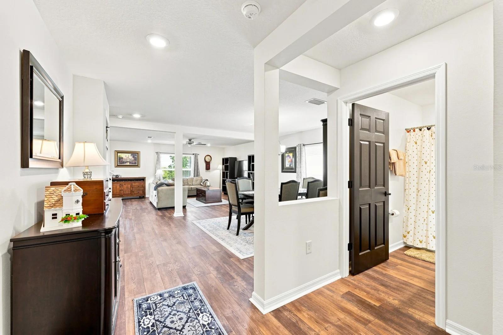 455 OVERPOOL AVE — photo 2