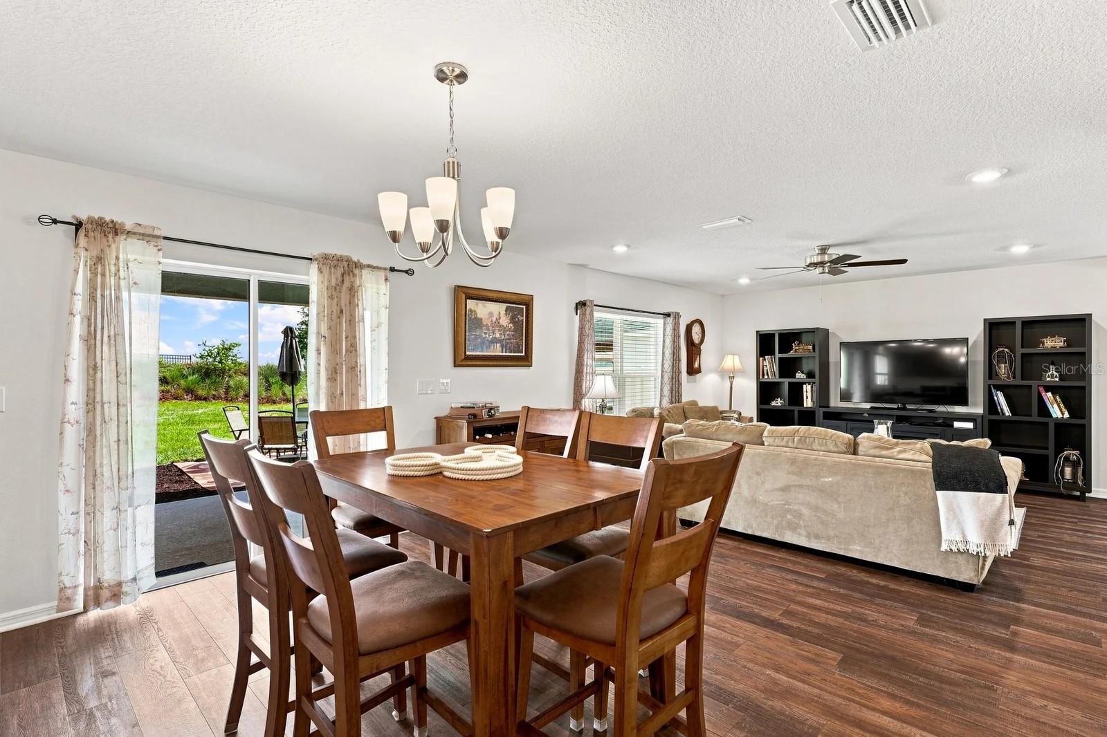 455 OVERPOOL AVE — photo 7