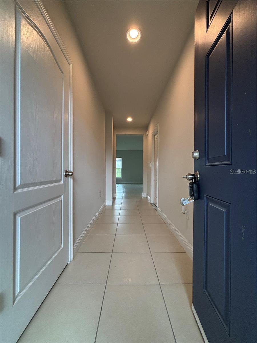 4420 SILVER CREEK ST — photo 2