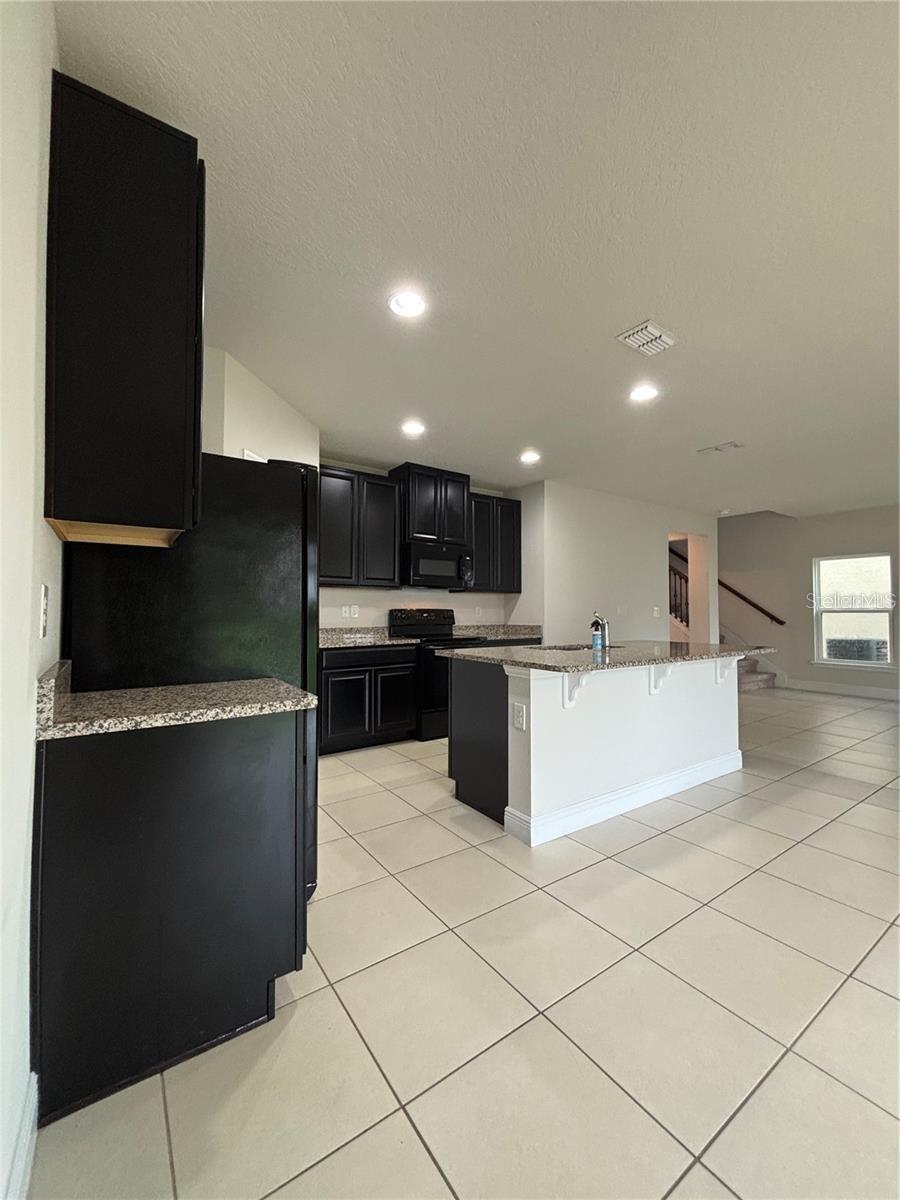 4420 SILVER CREEK ST — photo 4