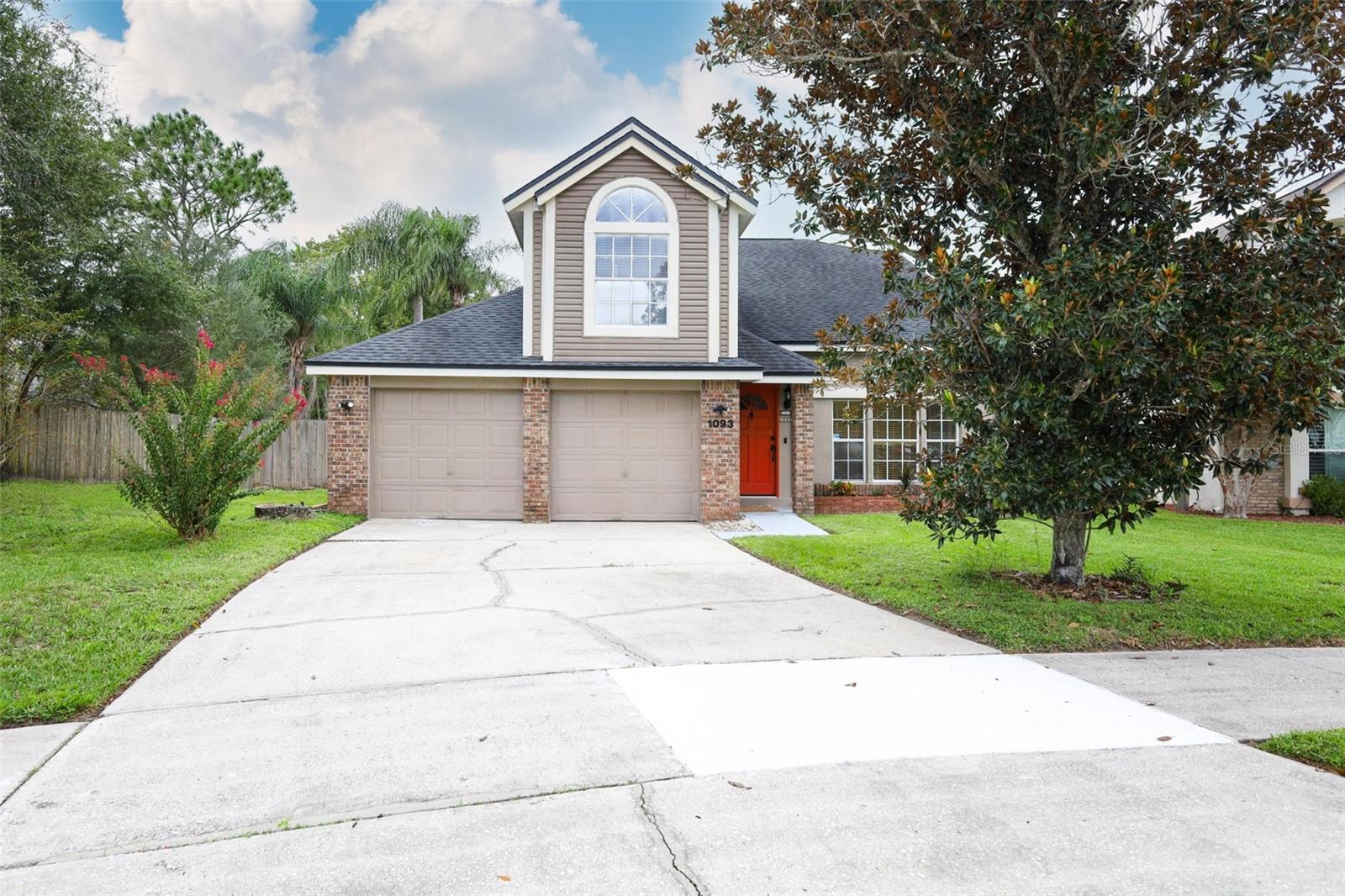 1093 KELLY CREEK CIR — photo 2
