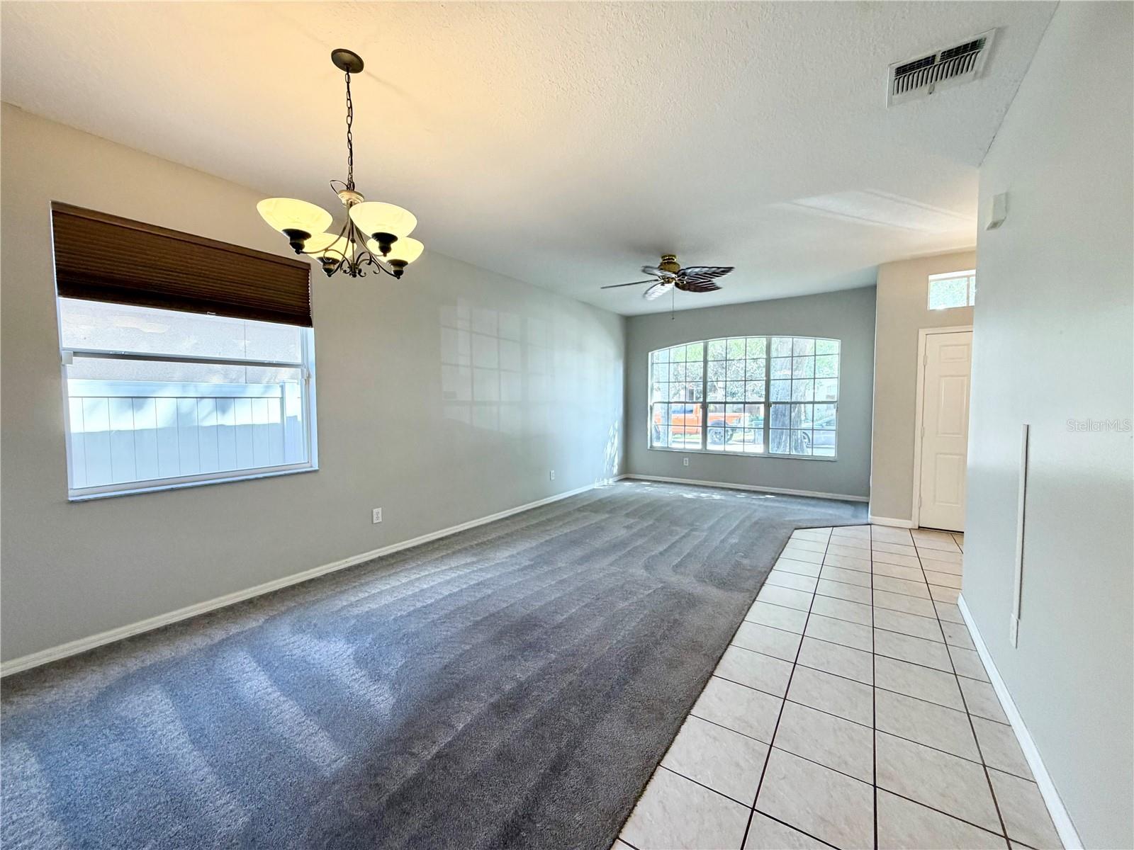 3961 SHAWN CIR — photo 3