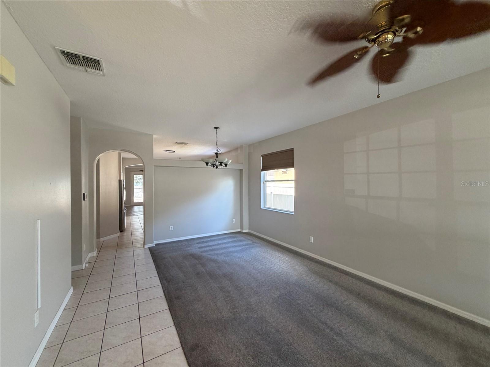 3961 SHAWN CIR — photo 4