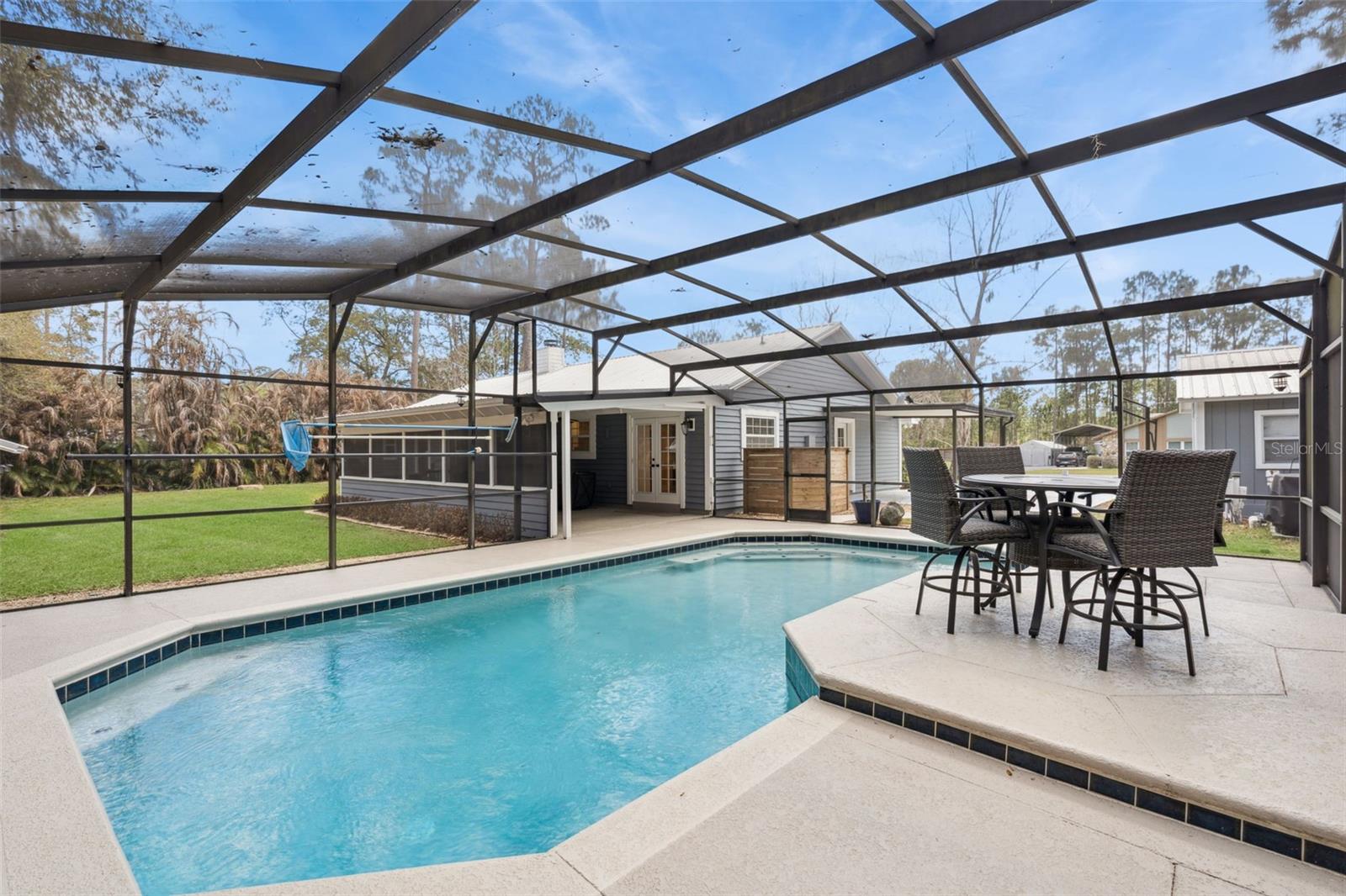 14335 FRESNO DR — photo 2