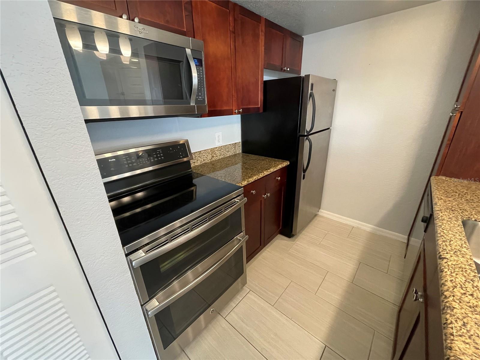 5128 CONROY RD #13 — photo 3
