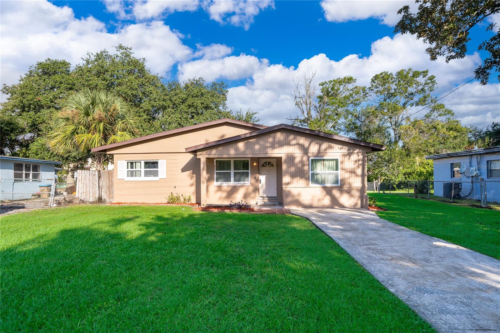 168 COUNTRY CLUB CIR