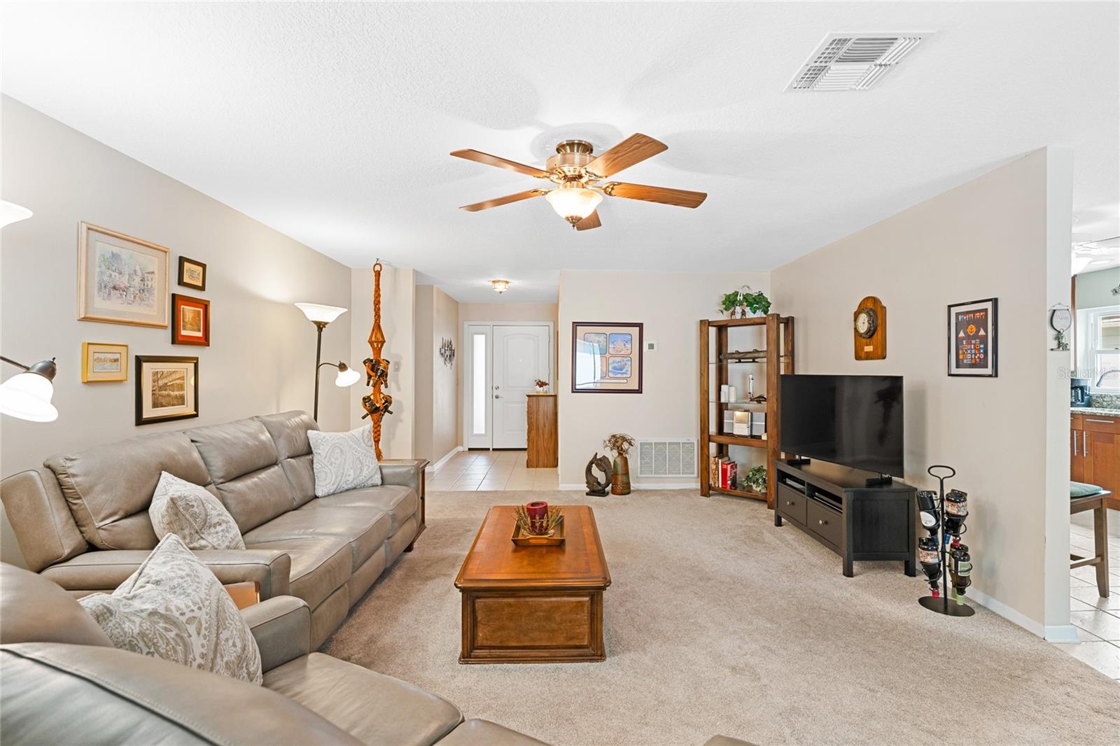 3150 SHADY PINE AVE — photo 3