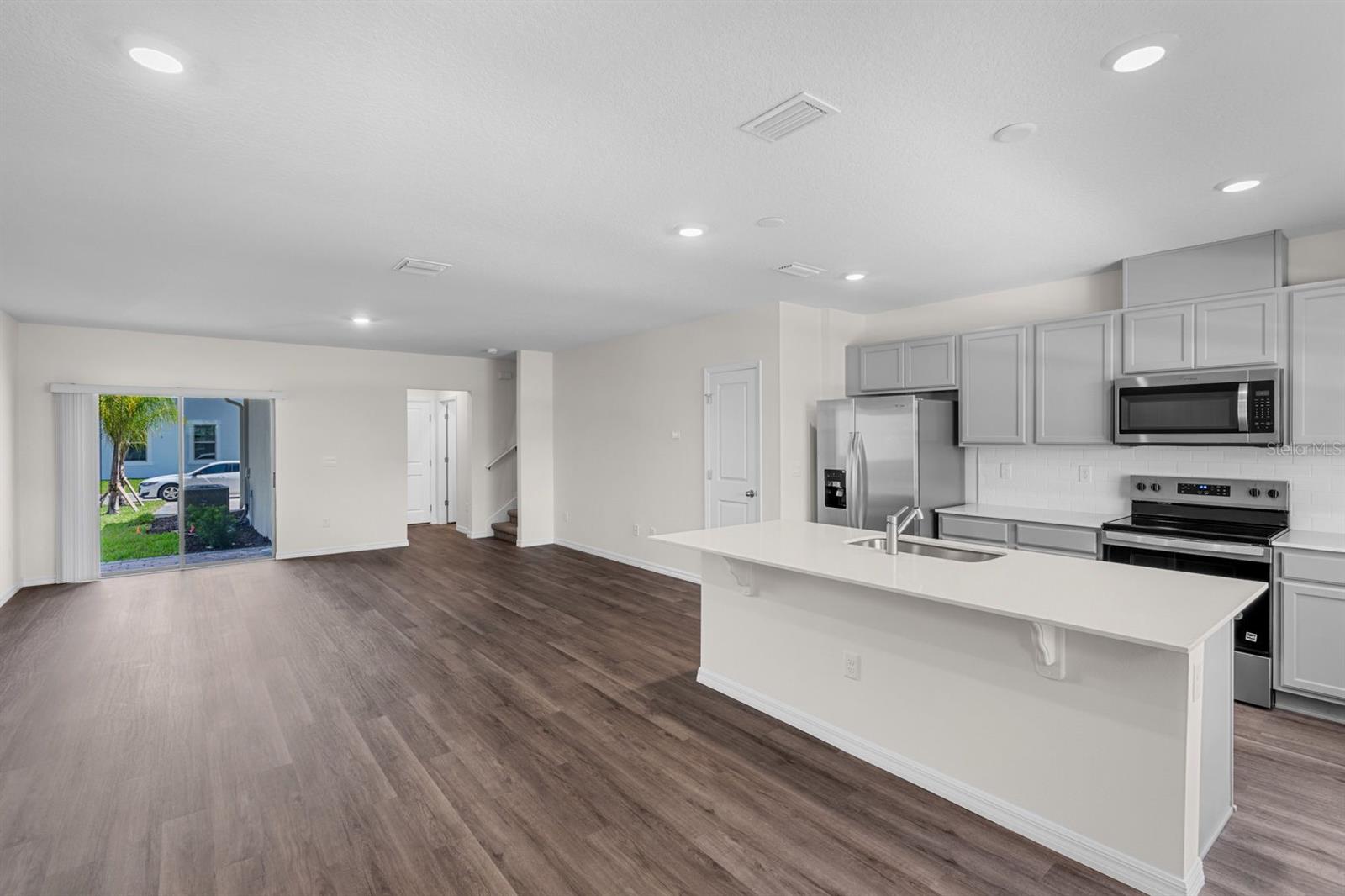 12050 SHINE VIEW LN — photo 2