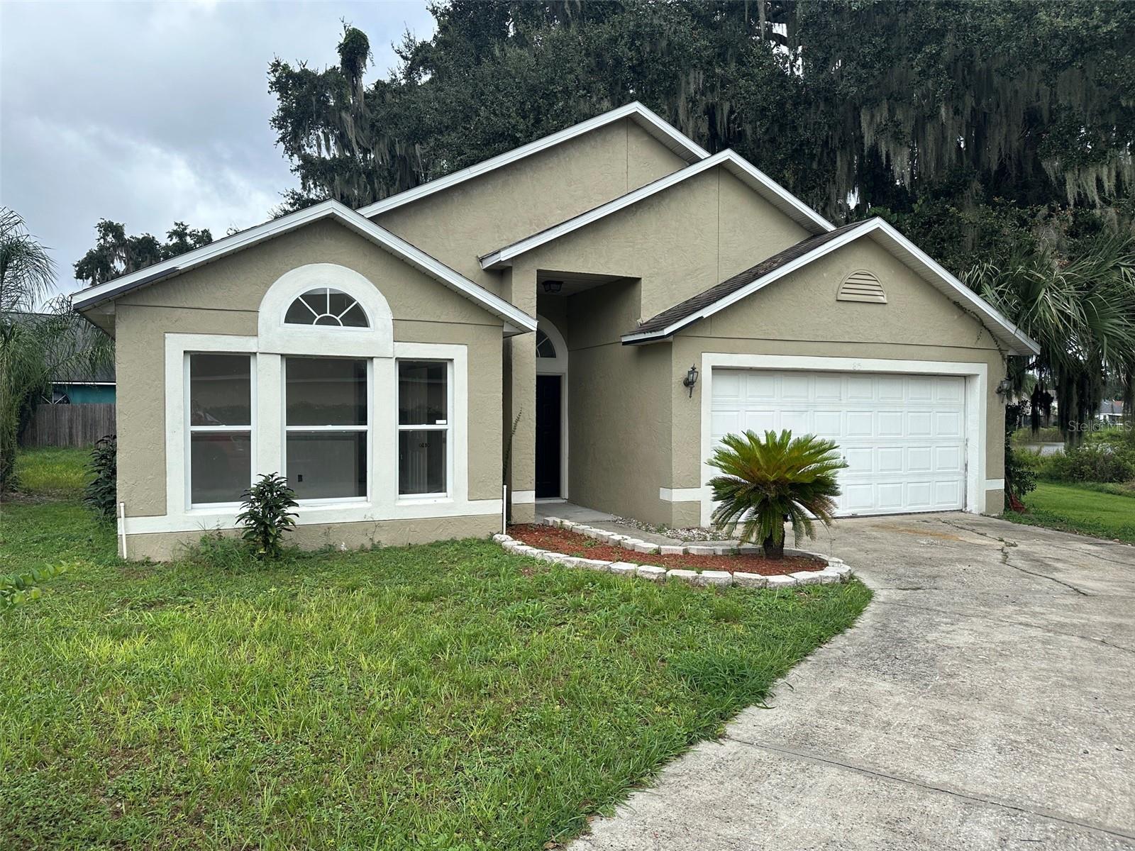 815 DELFINO PL
