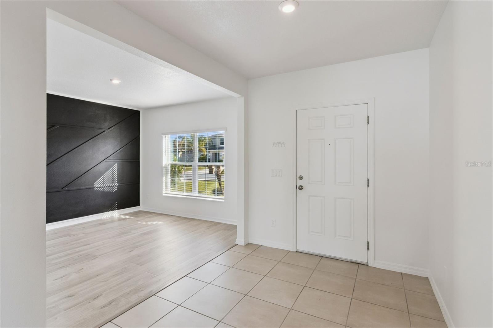 4108 DEERMOSS DR — photo 3
