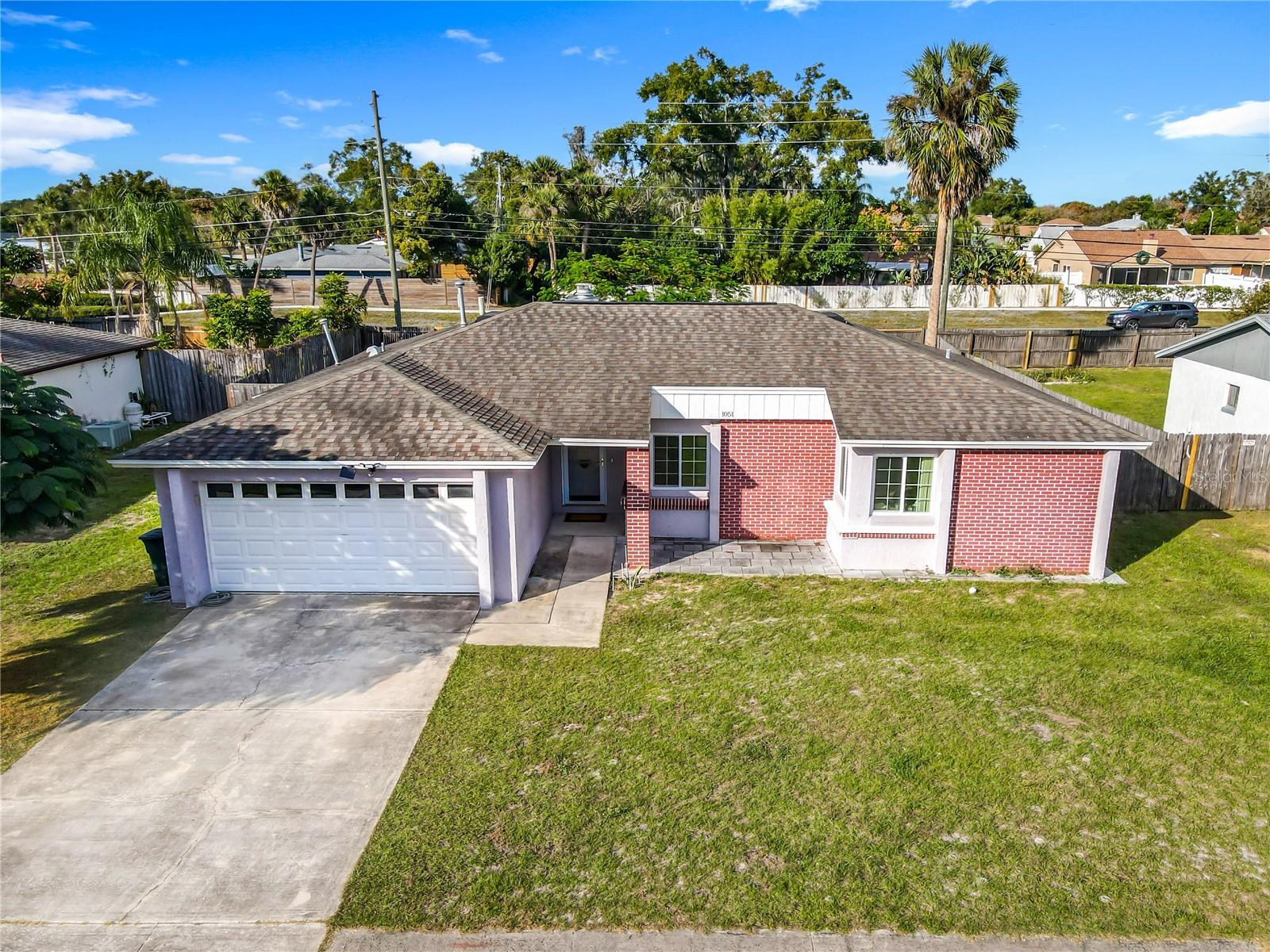 1051 ALAMEDA DR