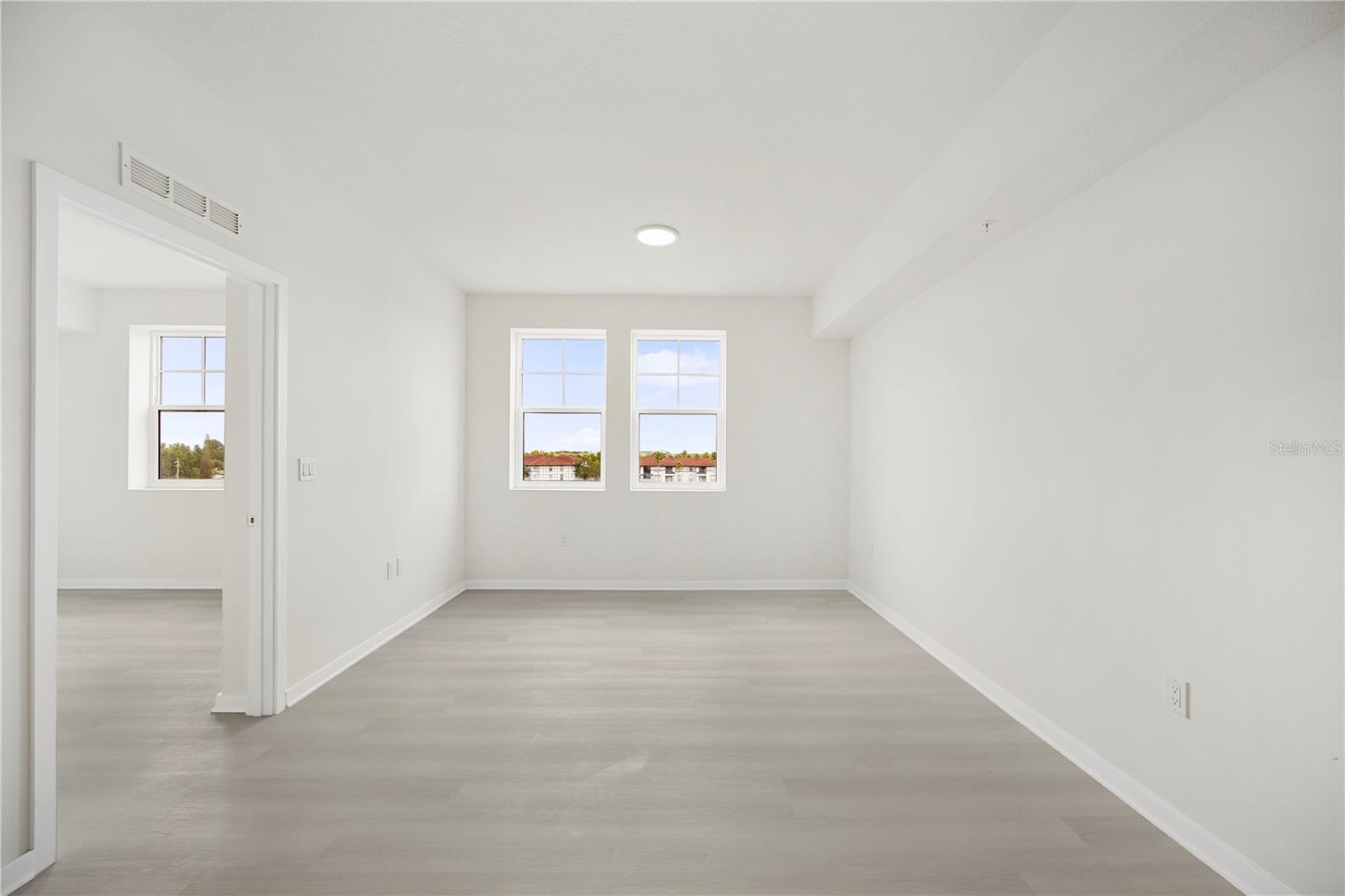 5563 MILLENIA PARK BLVD #412