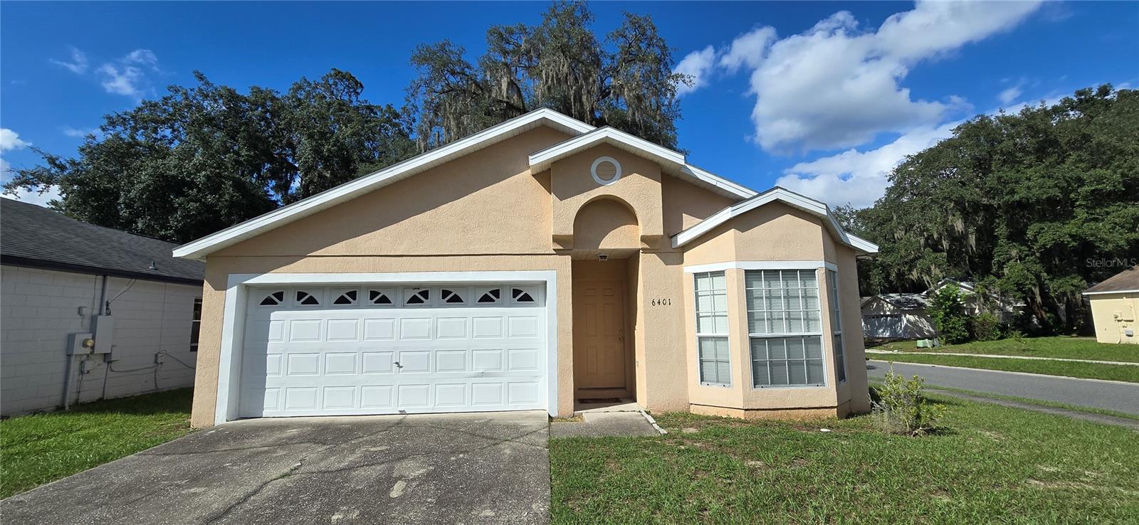 6401 RUTHIE DR