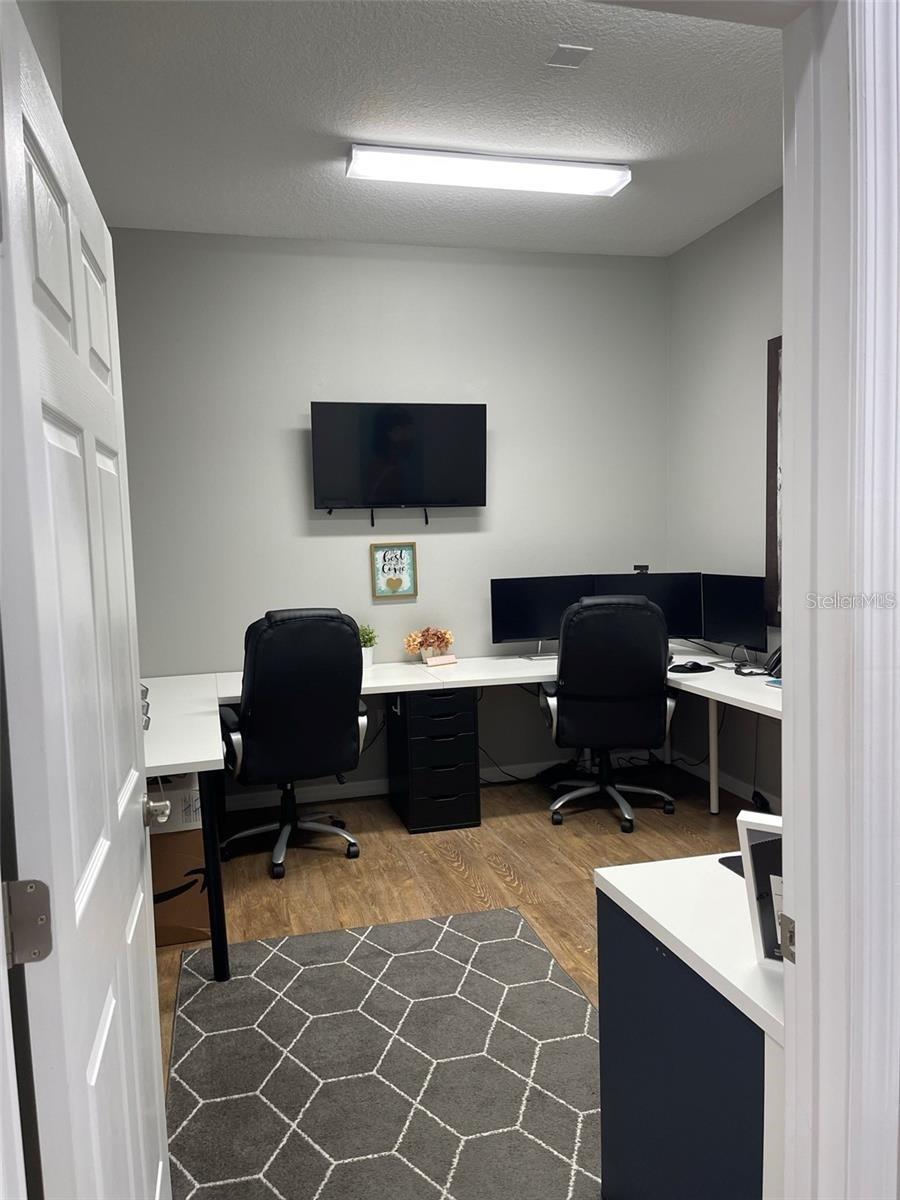 4373 HUNTERS PARK LN #1 — photo 3