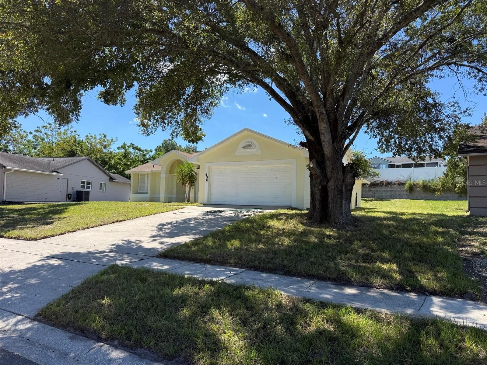 400 ASHBOURNE DR