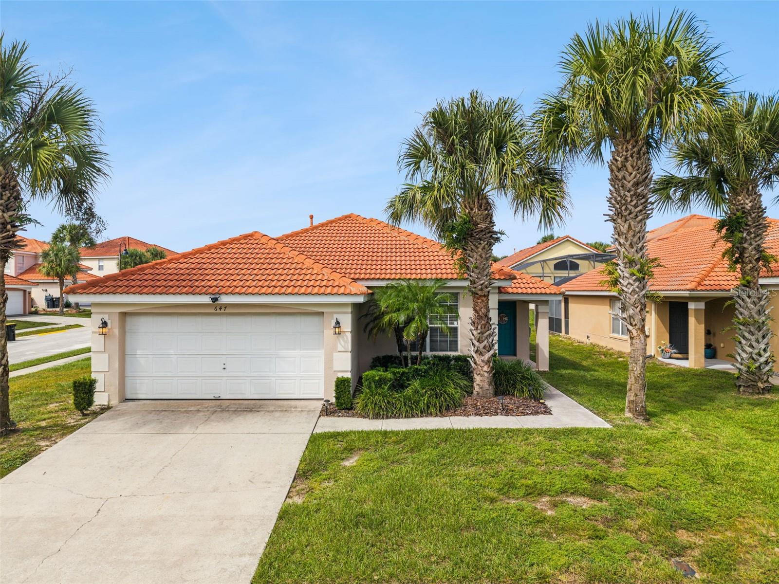647 PALOMA DR