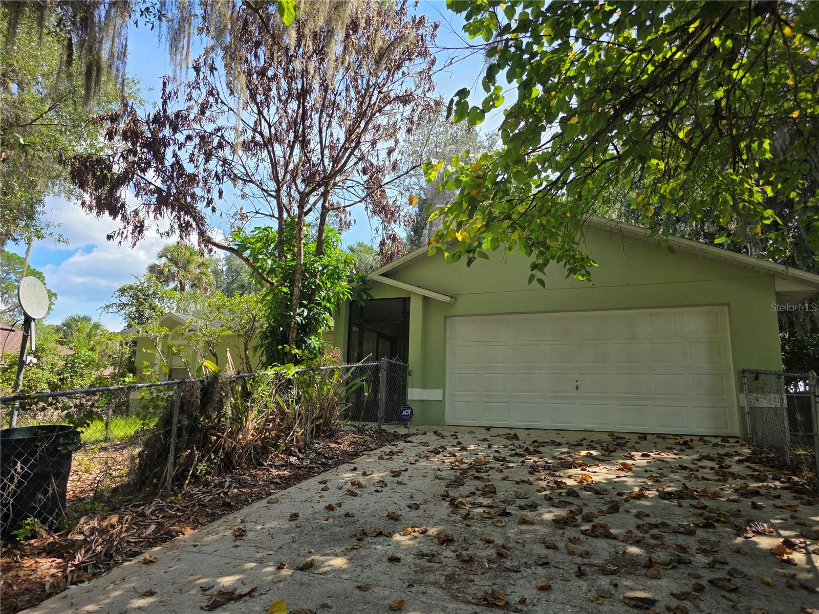 235 TOMS RD