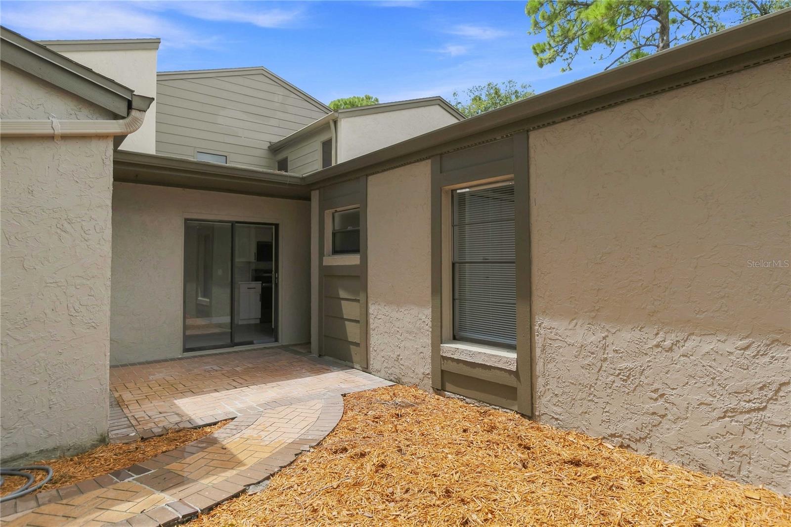 419 MEADOWOOD BLVD — photo 3