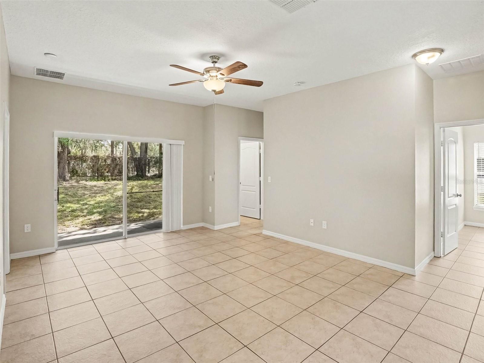 5007 SHALE RIDGE TRL — photo 2