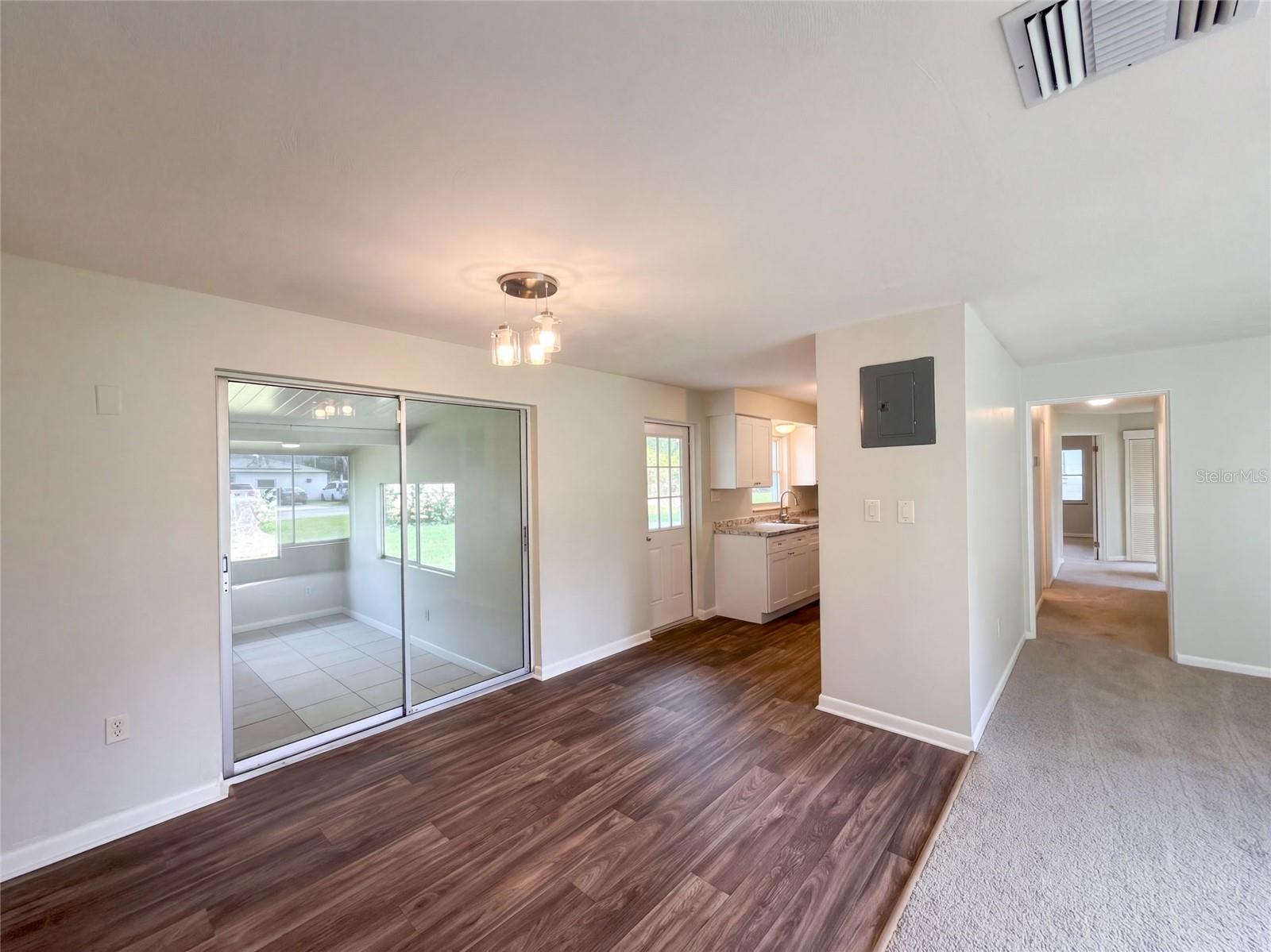 411 W SEMINOLE AVE — photo 3