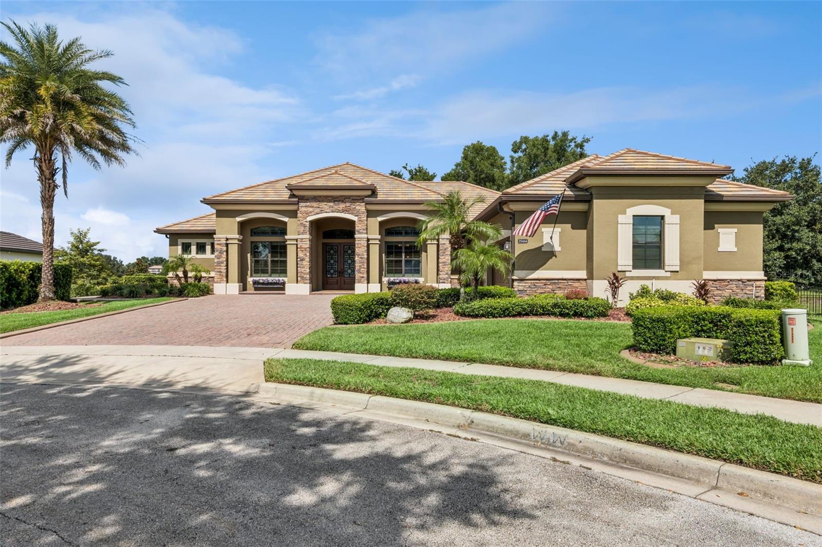 25444 HAWKS RUN LN