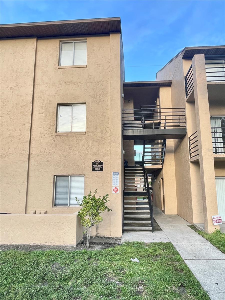 5226 VIA HACIENDA CIR #A214