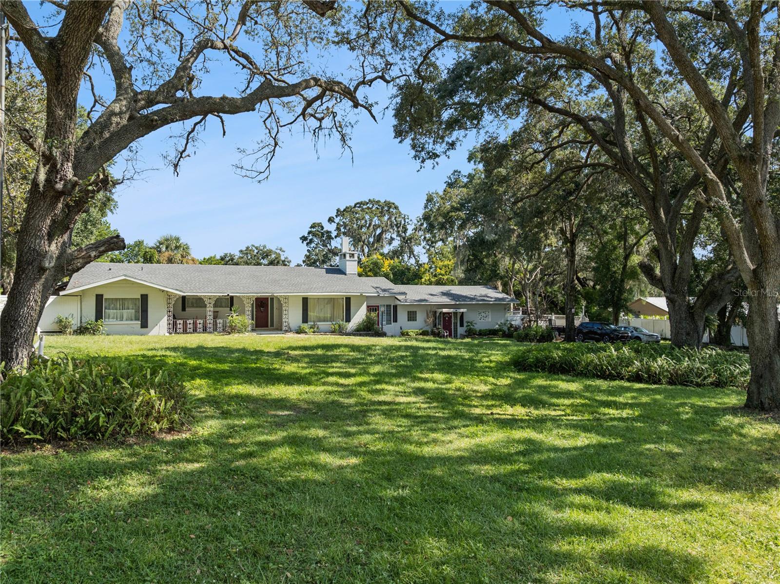 1505 E CROOKED LAKE DR — photo 2