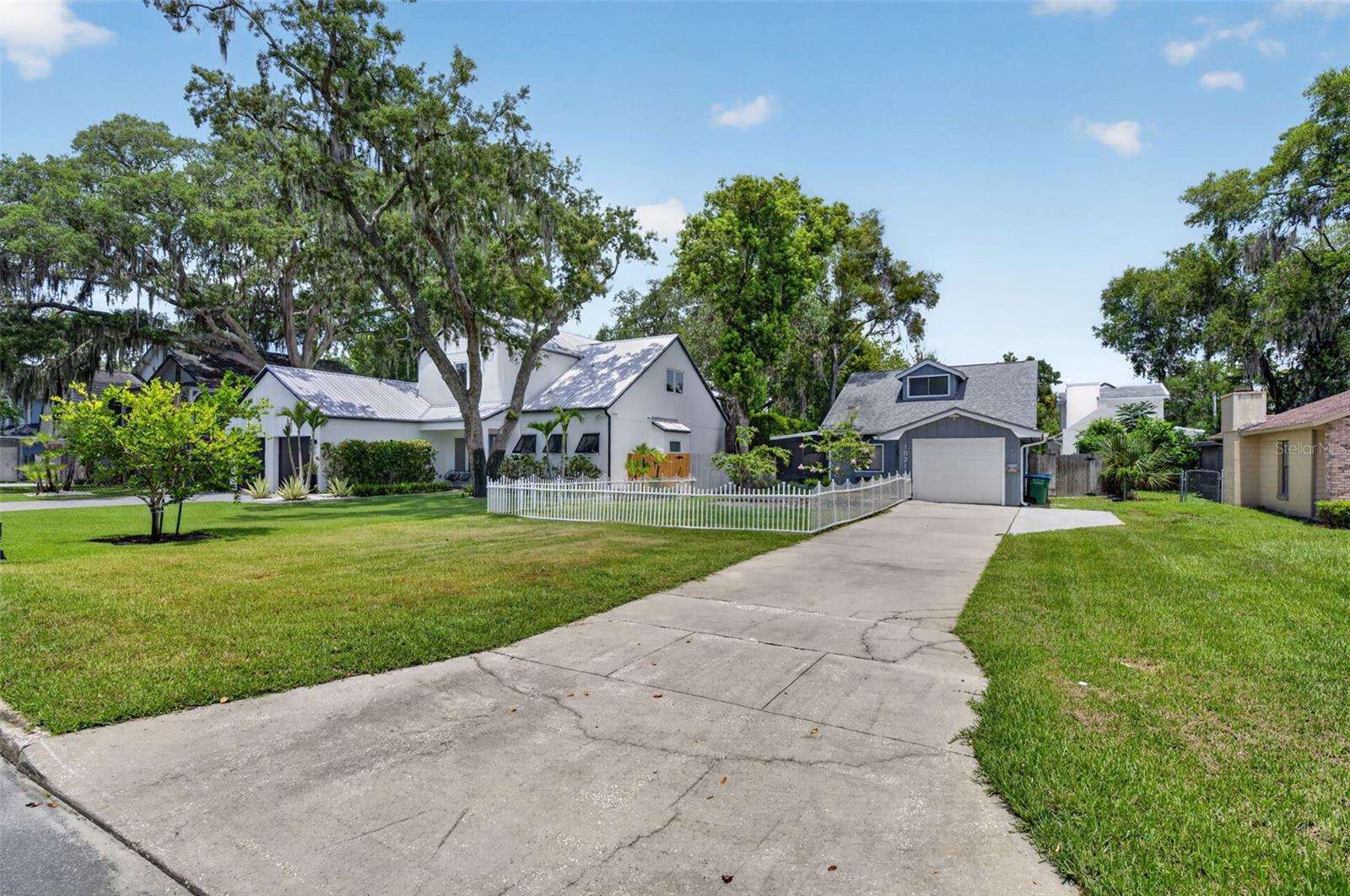 1871 BRYAN AVE — photo 2