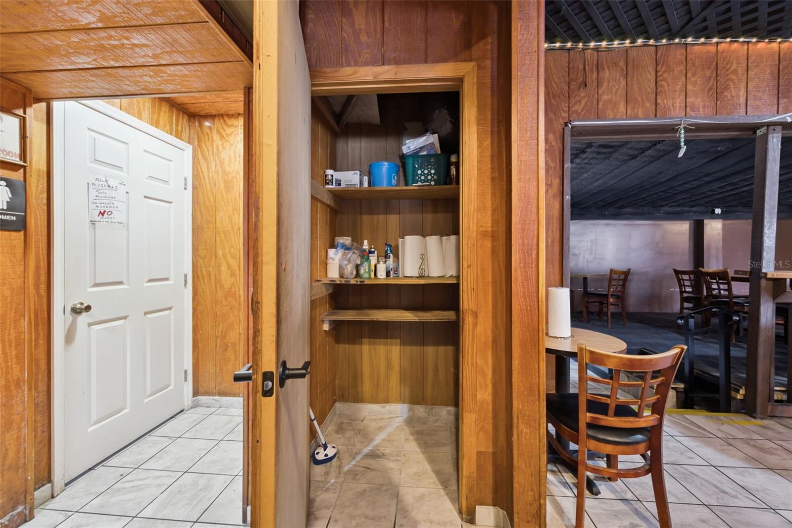 3640 SANFORD AVE — photo 6
