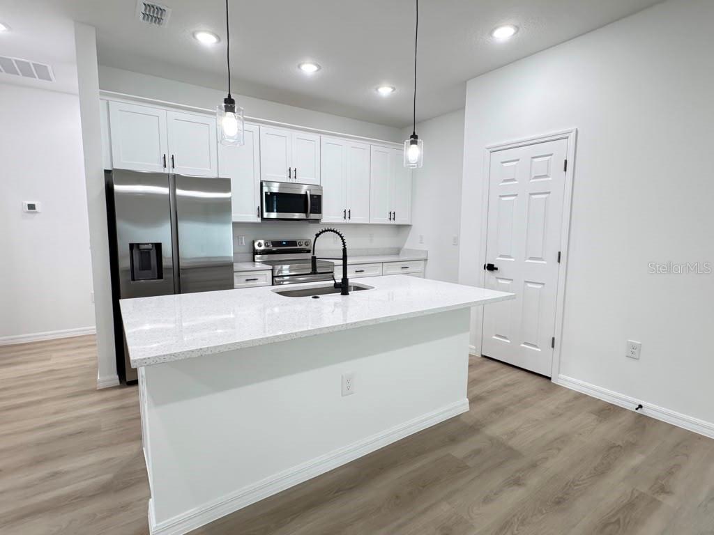 10032 N DELTONA BLVD — photo 11