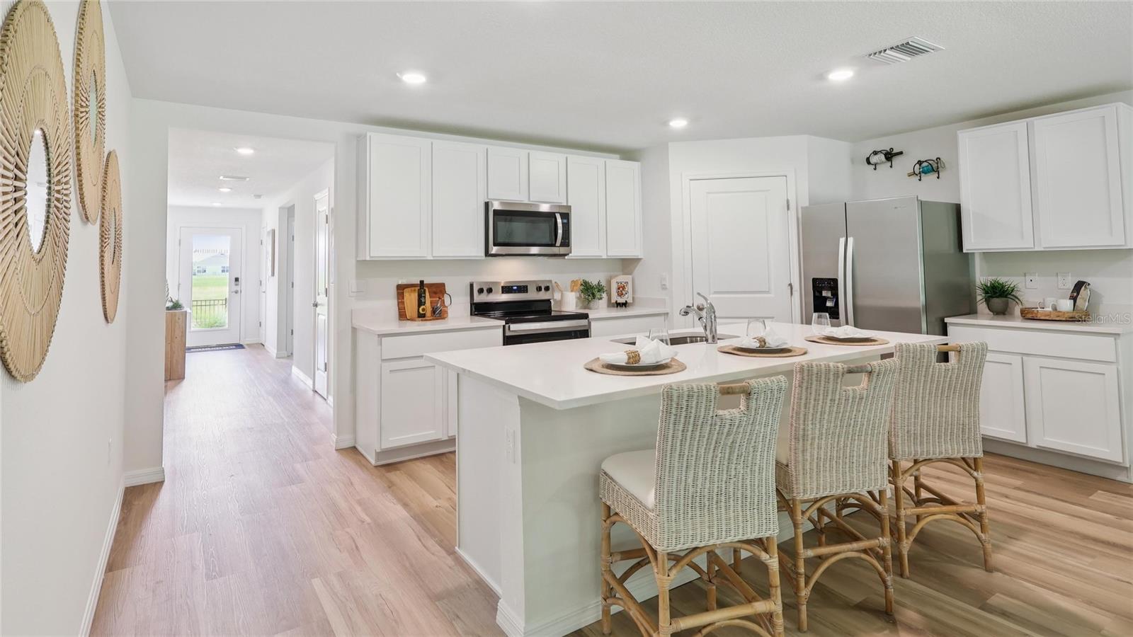 6118 DELTONA BLVD — photo 4