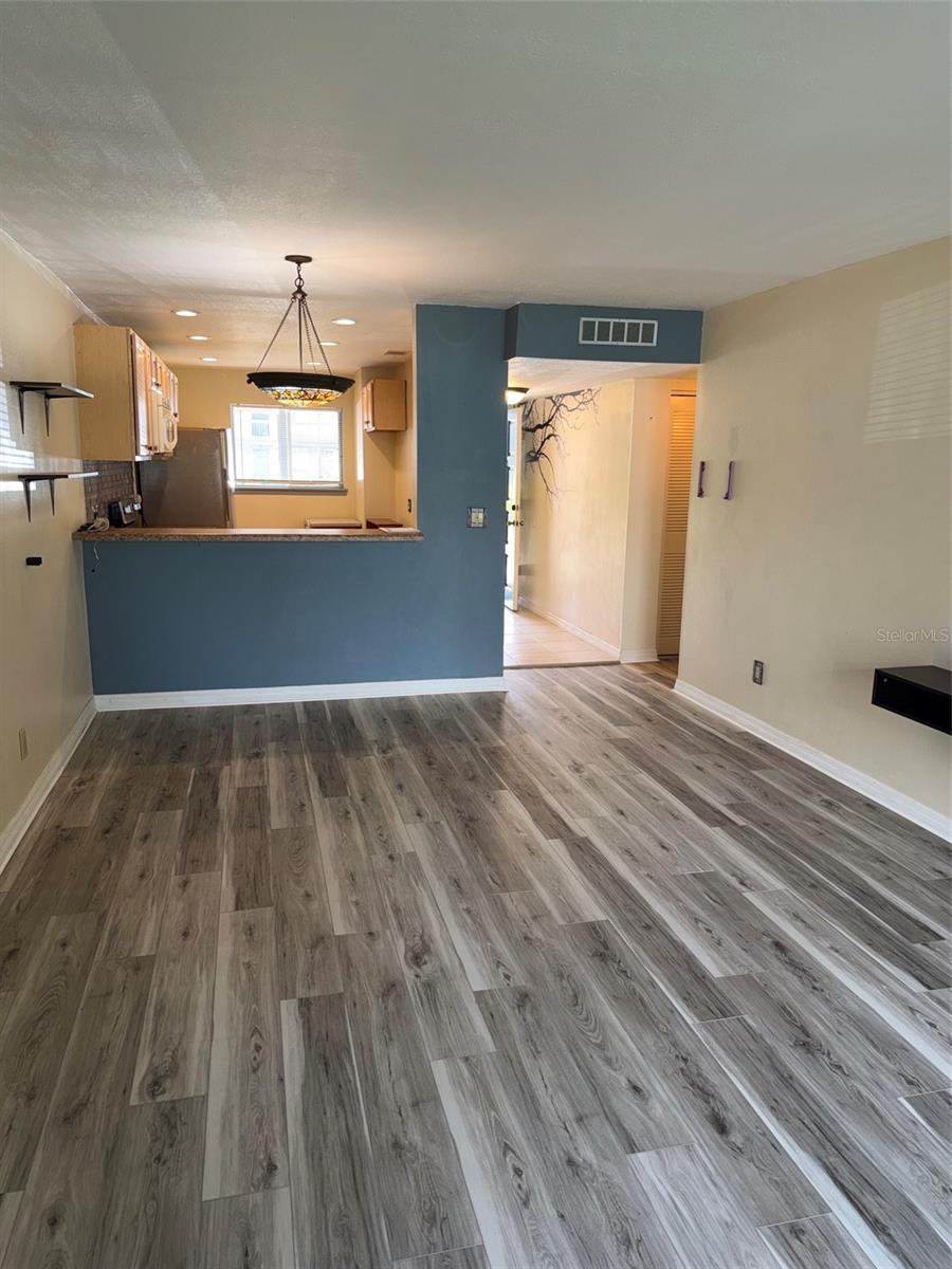 6308 NEWTOWN CIR #8A4 — photo 6