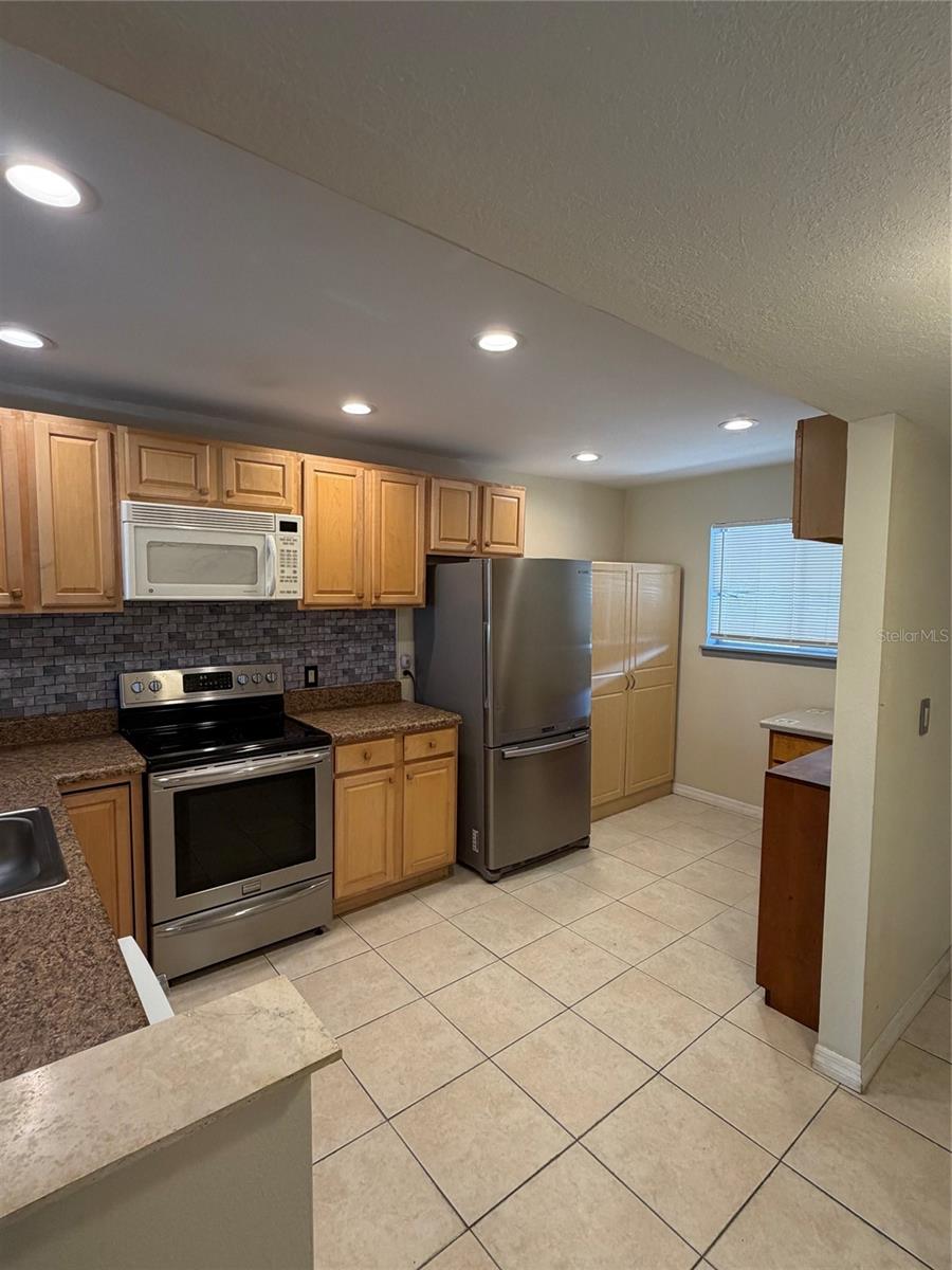 6308 NEWTOWN CIR #8A4 — photo 10