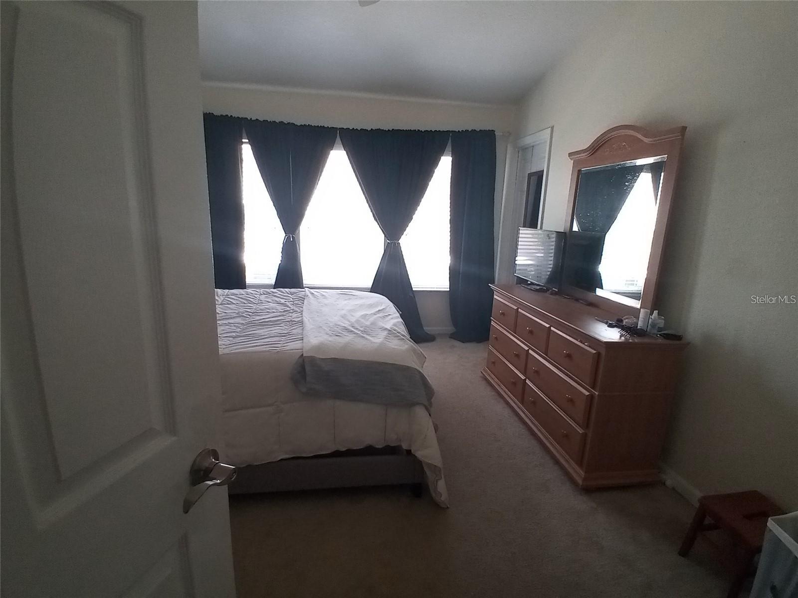 1121 SETON HALL CT — photo 10