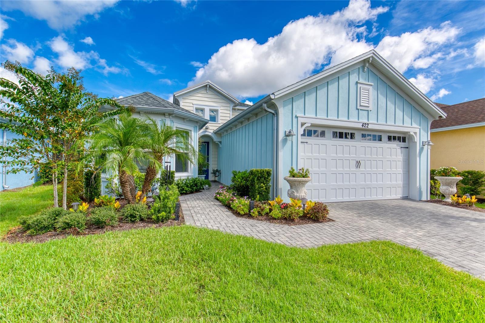 422 CORAL REEF WAY — photo 3