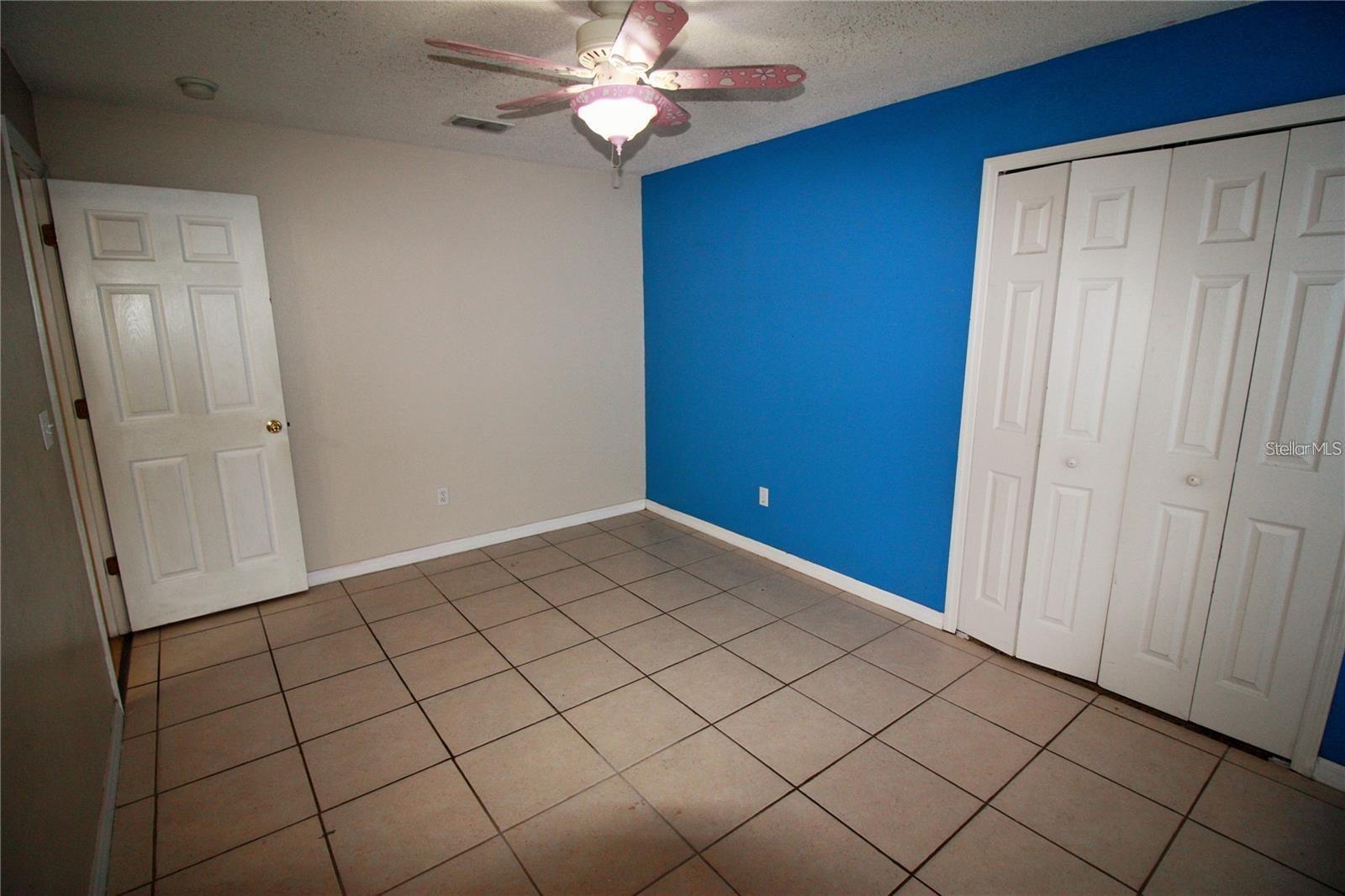 222 CHURCHILL CT — photo 11