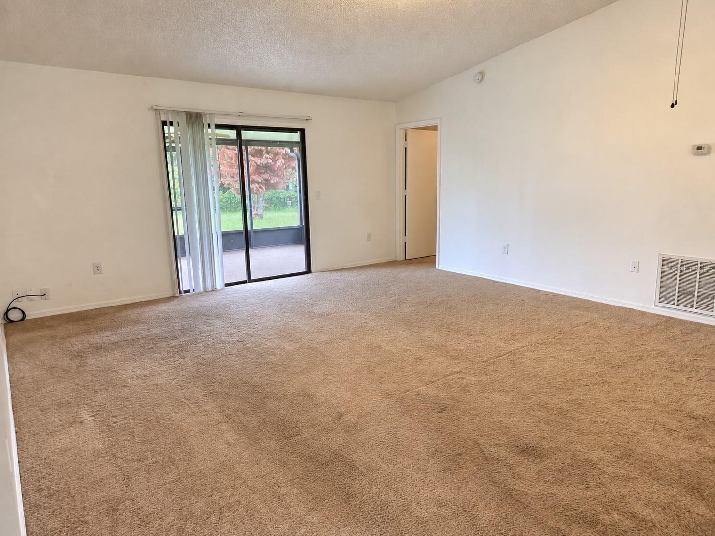 2581 ALBURY AVE — photo 2