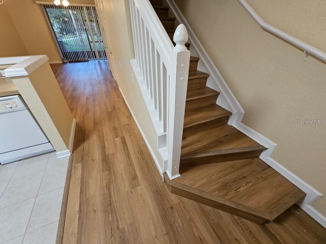1761 STOCKTON DR — photo 8
