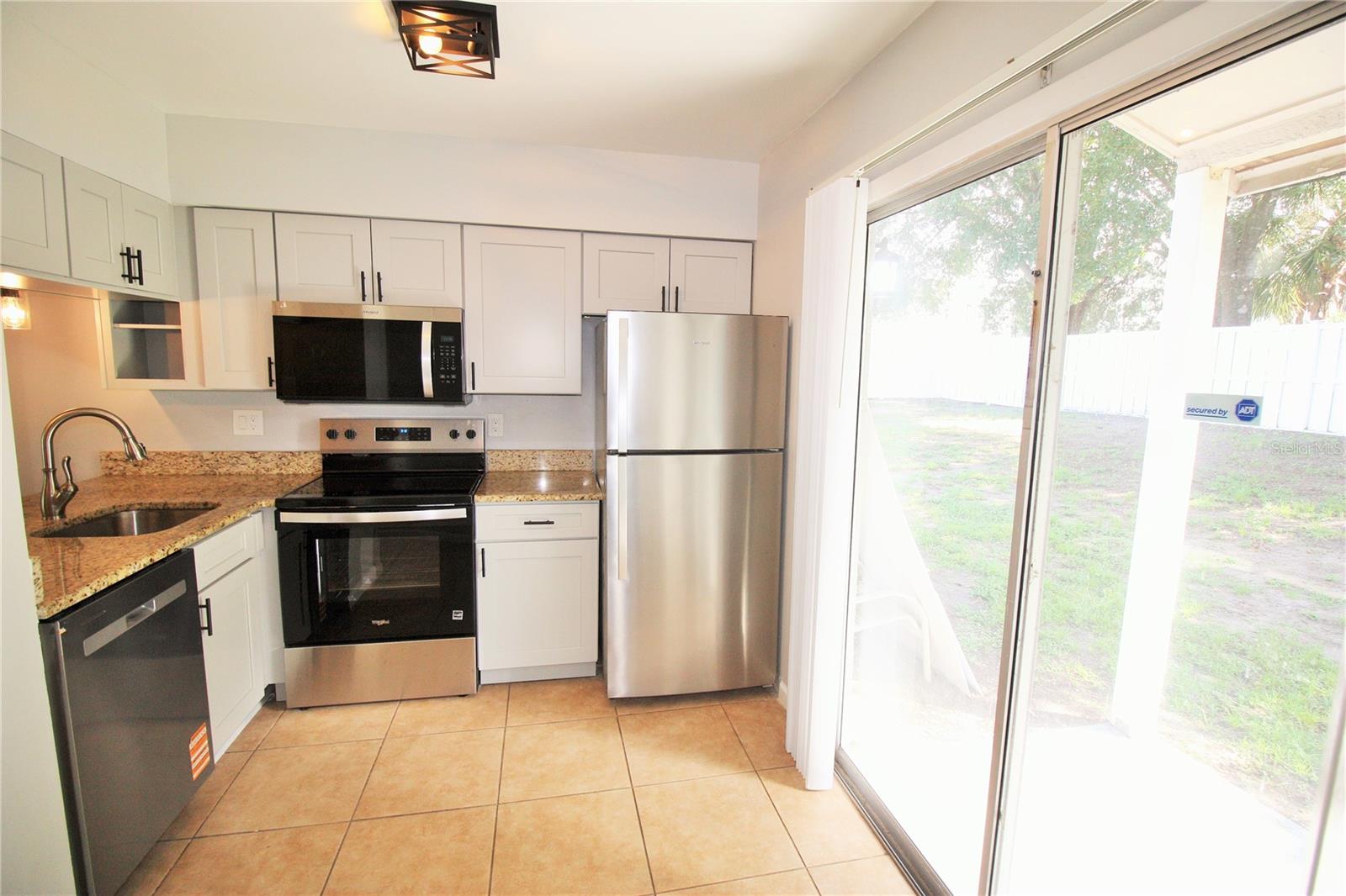 2520 LANCIEN CT #2522 — photo 4